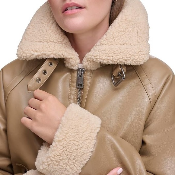 Levi's Women's Faux Leather Relaxed Aviator Jacket~Large~Taupe - Picture 4 of 4